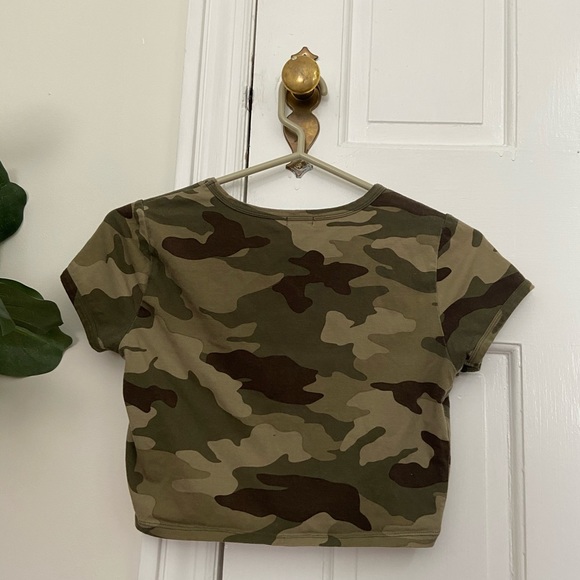 GARAGE CAMO TEE - Picture 2 of 2
